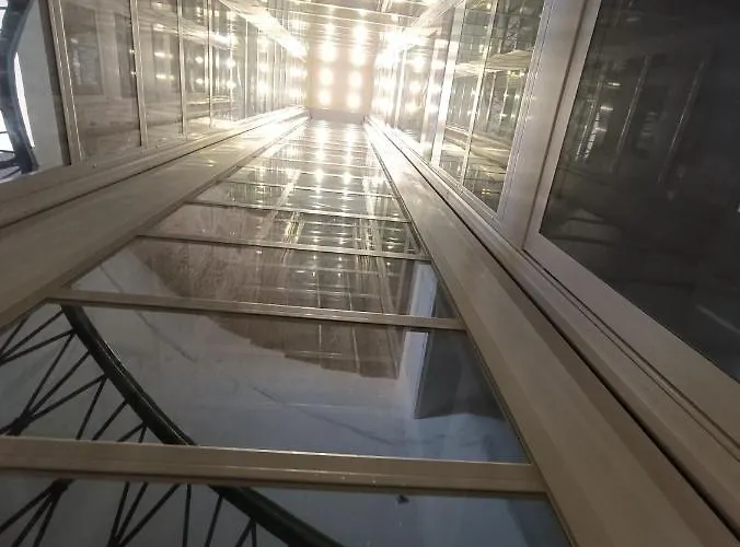 Bed & Breakfast Skynight