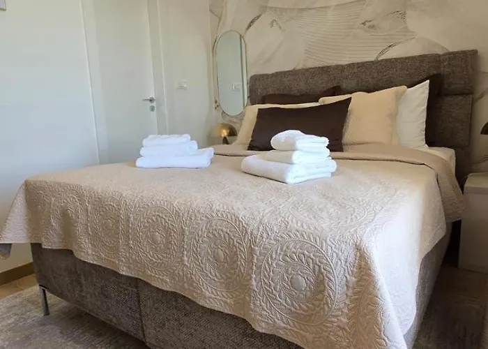 Skynight לינה וארוחת בוקר ספליט